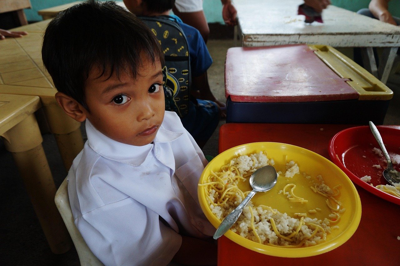philippines, volunteer, volunteering, mactan, island, kid, child, meal, food, spaghetti, pasta, rice, table, plate, lunch, student, kindergarden, innocent, uniform, philippines, philippines, volunteer, volunteer, kindergarden, kindergarden, kindergarden, kindergarden, kindergarden